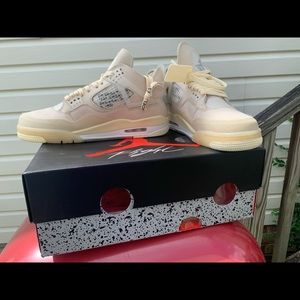 Off white 4s